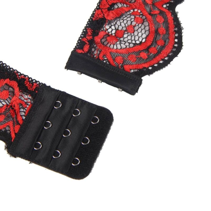 SUBBLIME - TWO-PIECE SET LACE TOP AND PANTIES S/M